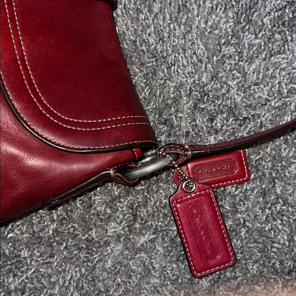 🍒 Rare Vintage Red Coach Soho with Buckle - Picture 5 of 11